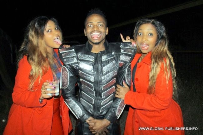DIAMOND, WEMA , AUNT EZEKIEL NDANI YA MCHEPUKO MKALI: WAZUNGUKANA KIMAPENZI : SOMA ZAIDI