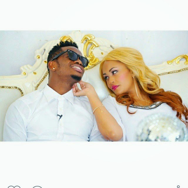 ZARI AFUNGUKA MAZITO KUHUSU "WATANZANIA MSIKIE MWISHO AAMUA KUSEMA YOTE NI HERI KABISA"..DAH HIVI NI KWA NINI?IPO HAPA