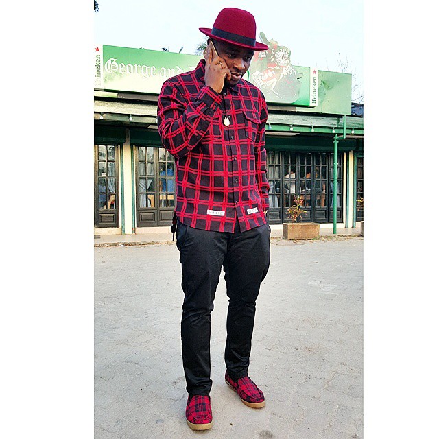 OMMY DIMPOZ AMCHOKONOA DIAMOND PLATNUMZ..HEBU MSIKIE