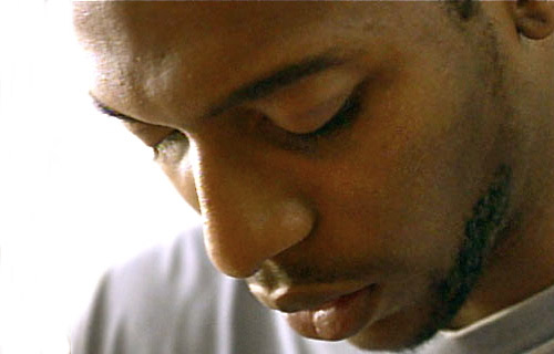 MAPENZI:NIMEVUMILIA NIMECHOKA BORA NIWE MKWELI...MPENZI KANIKIMBIA NA MTOTO WANGU,NAOMBA USHAURI