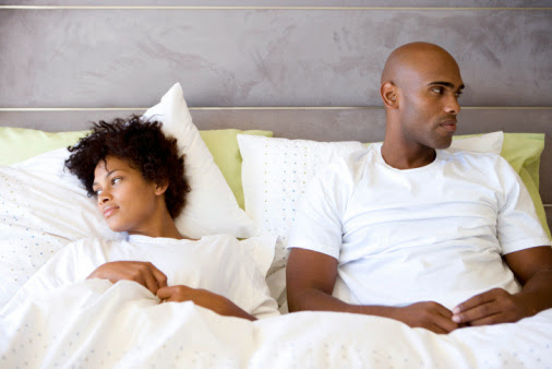 MMEGOMBANA NA MPENZI WAKO? HIZI HATUA 5 ZA KUZUNGUMZA NAYE