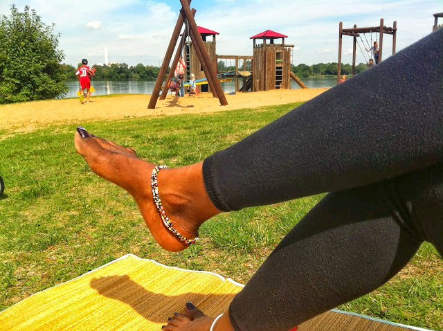 MAPENZI:JAMANI MCHUMBA WANGU AMEANZA KUVAA ''SHANGA" MIGUUNI...NAHISI AMEANZA KAMCHEZO....