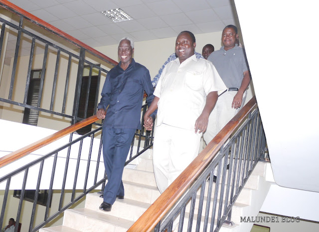 BREAKING NEWZZZZ!! KILICHOJIRI MAHAKAMA KUU KANDA YA SHINYANGA LEO,JAMES LEMBELI APENYA KIZINGITI CHA KWANZA