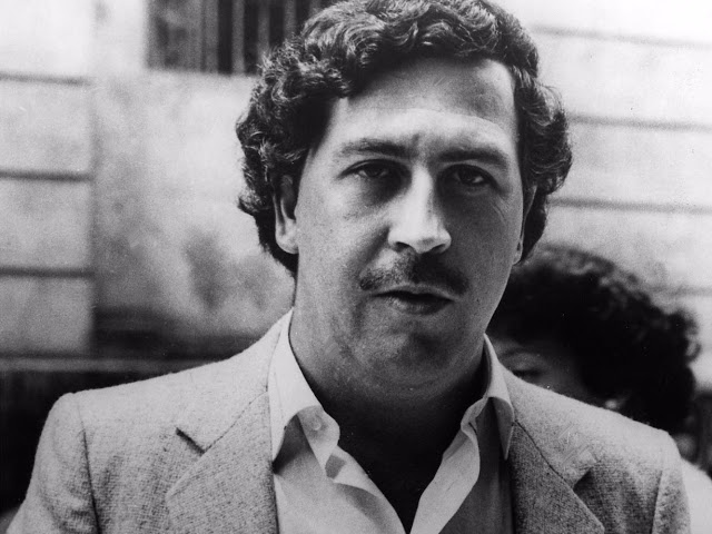 Hii Ndio Historia ya Muuza Madawa ya Kulevya Nguli Duniani PABLO ESCOBAR Aliyejijengea Gereza