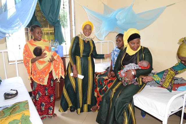 UWT PWANI WATOA MSAADA WA SH.LAKI TANO KWA WAZAZI,YATIMA NA WASICHANA WA SEKONDARI YA IKWIRIRI.