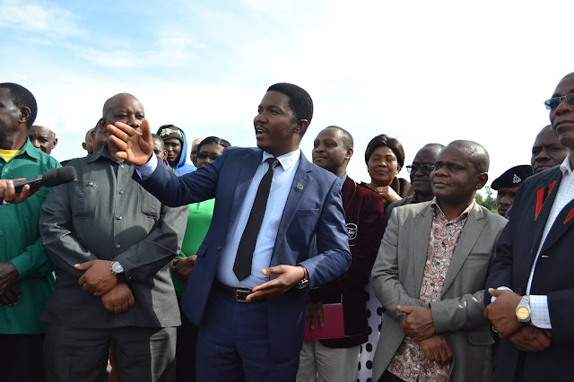 WAZIRI JAFO APONGEZA UJENZI WA HOSPITALI YA HALMASHAURI YA WILAYA YA SINGIDA