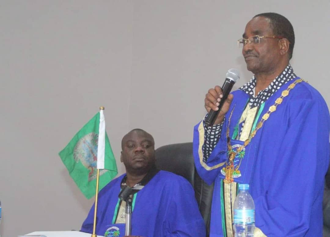 Meya wa Manispaa ya Ilala Charles Kuyeko(CHADEMA) amejiuzulu leo Machi 23 Na Kuhamia CCM