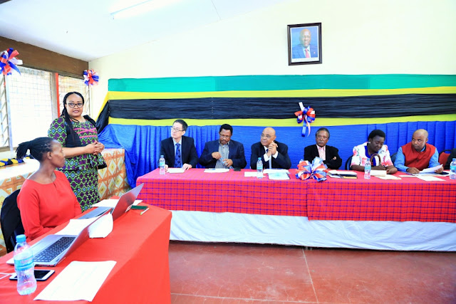 UNESCO yaikabidhi Tanzania mradi wa kufundisha kwa Tehama