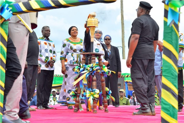 SERIKALI KUENDELEA KUIMARISHA UPATIKANAJI WA MAJI SAFI NA SALAMA NCHINI