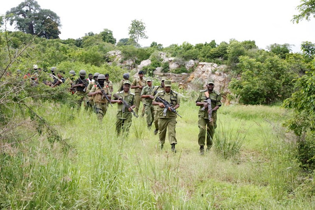 KAMISHNA OPERESHENI NA MAFUNZO YA JESHI LA POLISI CP LIRATUS SABAS WAFANYA OPERESHENI MAPANGO YA AMBONI MKOANI TANGA