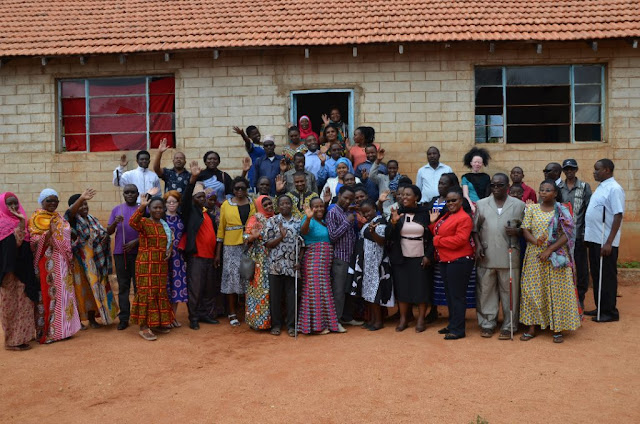 WALIMU WA SHULE YA WASIOONA BUIGIRI WAPATIWA MAFUNZO YA HEDHI SALAMA