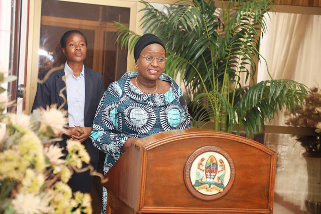 MAMA JANETH MAGUFULI ATOA FUTARI KWA AJILI YA FAMILIA ZENYE UHITAJI JIJINI DAR ES SALAAM