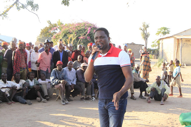 MBUNGE KINGU AKAGUA UJENZI WA SHULE YA MSINGI BUNKU NA KUZUNGUMZA NA WANANCHI