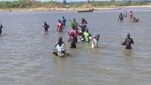 MAUAJI YA WATANZANIA MPAKANI YAWAHAMISHA WANAKIJIJI