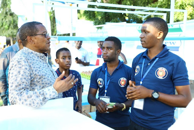 RAIS MSTAAFU DK. JAKAYA KIKWETE ATEMBELEA BANDA LA TIB ‘GROUP’