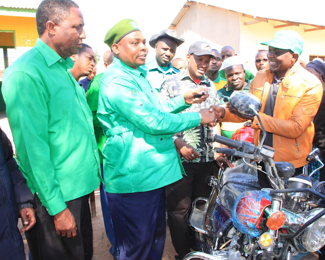 WANA CCM SINGIDA MASHARIKI WAOMBWA KUSHIRIKIANA NA KUWA WAMOJA