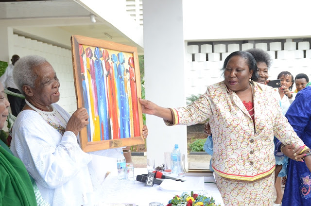 kikundi cha Kenya Maendeleo ya Wanawake Organization (MYWO) chamtembelea Mama Maria Nyerere jijini Dar
