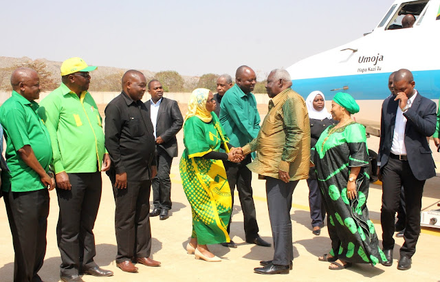 MAKAMU WA PILI WA RAIS ZANZIBAR BALOZI IDD AANZA ZIARA MKOANI SHINYANGA , AKEMEA MAKUNDI NDANI YA CCM KUELEKEA KWENYE UCHAGUZI
