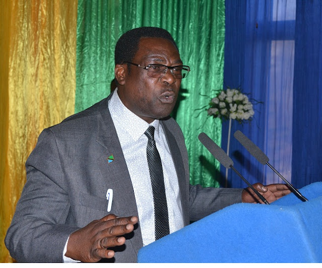 MKUU WA WILAYA AFUNGUA SEMINA YA VIONGOZI WA TUGHE MKOANI MBEYA NA KUMPONGEZA RAIS MAGUFULI