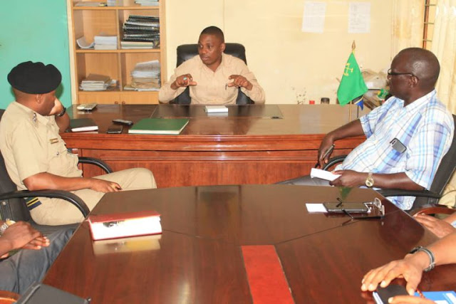 KAMATI YA USALAMA BARABARANI MOROGORO YAFANYA MAZUNGUMZO NA KATIBU WA CCM SHAKA OFISINI KWAKE