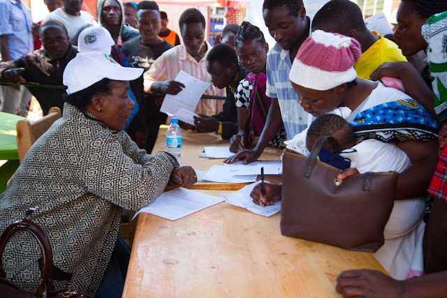 TCRA yawafikia wanasongwe Uhamasishaji usajili wa laini za simu kwa alama za vidole