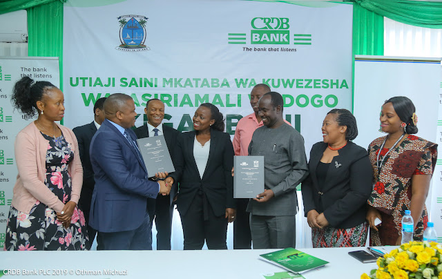 BENKI YA CRDB KUWANEEMESHA WAJASIRIAMALI WAMACHINGA WILAYA YA KIGAMBONI, VITAMBULISHO VYA MAGUFULI KUTUMIKA KAMA DHAMANA KUPATA MIKOPO