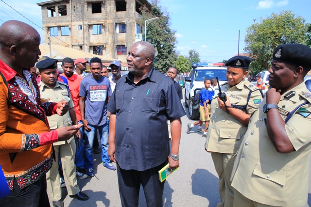 WAZIRI LUGOLA AAGIZA BODABODA ZOTE ZISAJILIWE NCHINI, AWATAKA TRAFIKI KUACHA VISINGIZIO UGUMU UKUSANYAJI FAINI BARABARANI ZINAPOFANYA MAKOSA
