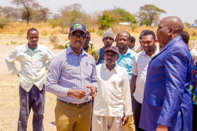 DC MPOGOLO AMEWATAKA WAHANDASI KUTOA USHAURI KWA KILA MRADI UNAOJENGWA KWA NGUVU ZA WANANCHI
