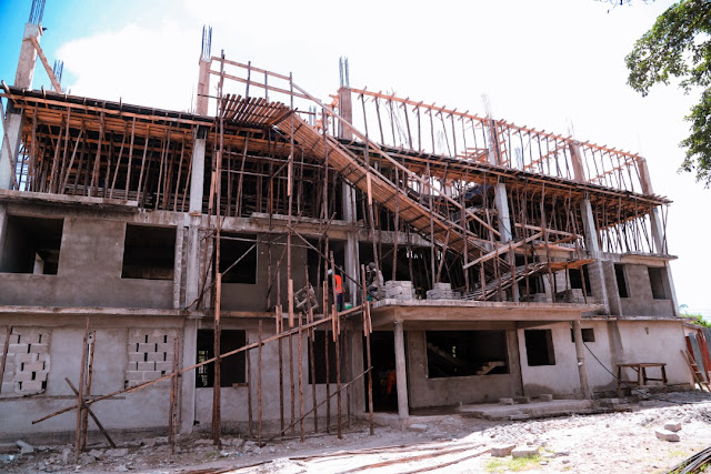 RC MAKONDA AMTAKA MKANDARASI KUKABIDHI JENGO LA MAMA NA MTOTO HOSPITAL YA MWANANYAMALA KABLA YA DESEMBA 30.