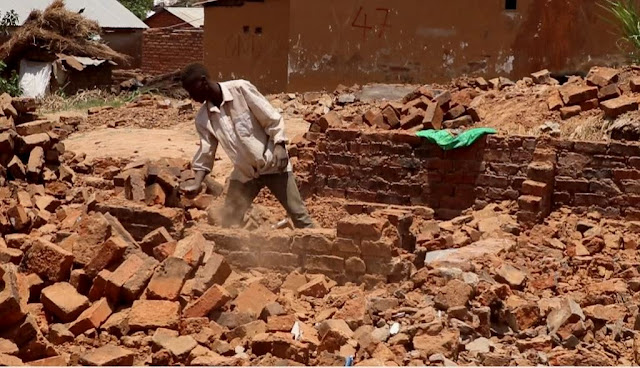 WALIOVAMIA MPAKA WA TUNDUMA WATII AGIZO LA RAIS LA KUBOMOA