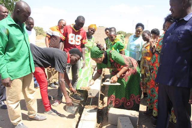 MBUNGE AYSHAROSE MATTEMBE AKAGUA KITUO CHA AFYA NA UJENZI WA SHULE ITIGI SINGIDA