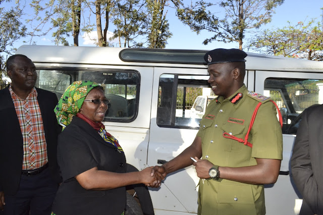 RC DKT. REHEMA NCHIMBI AKABIDHI GARI KIKOSI CHA ZIMA MOTO NA UOKOAJI MKOA WA SINGIDA