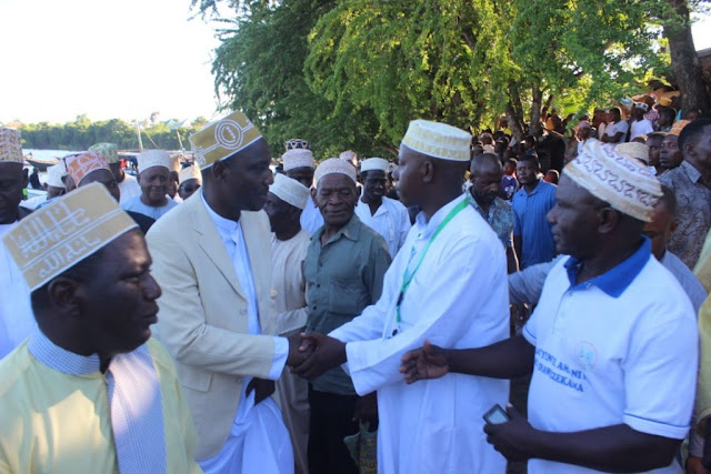 DKT.BASHIRU ASHIRIKI MAULID YA TUMBATU ZANZIBAR.