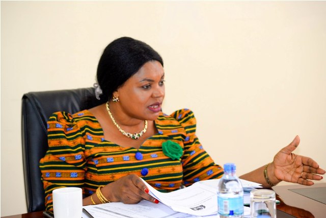 WAZIRI MHAGAMA AKUTANA NA KUZUNGUMZA NA VIONGOZI WA CHAMA CHA WAAJIRI (ATE) NA SHIRIKISHO LA VYAMA VYA WAFANYAKAZI (TUCTA)