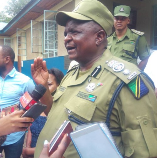 JESHI LA POLISI ARUSHA LAMNASA MTUHUMIWA WA MAUAJI YA MUIMBAJI WA NYIMBO ZA INJILI JIJI HUMO