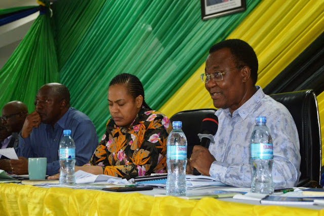 WAZIRI LUKUVI AWAPA KIBARUA WAKUU WA MIKOA