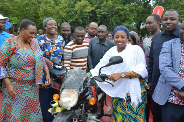 WAZIRI UMMY AWAPIGA TAFU MAAFISA MAENDELEO YA JAMII KATAVI