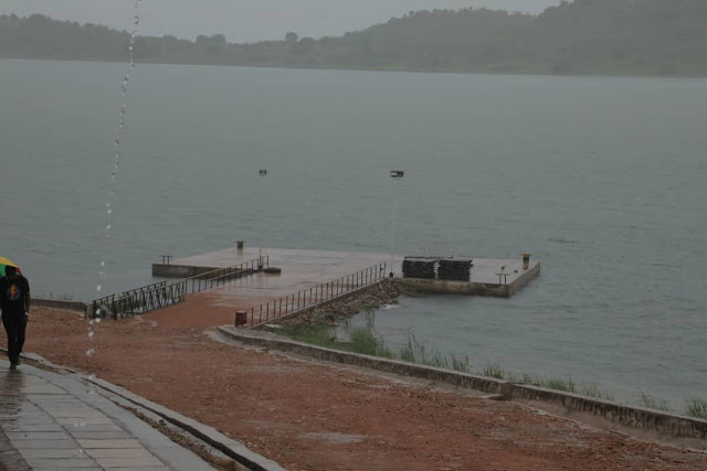 MENEJA BANDARI ZA ZIWA TANGANYIKA AELEZEA UJENZI WA MIUNDOMBINU KATIKA BANDARI YA KIPILI, KIRANDO