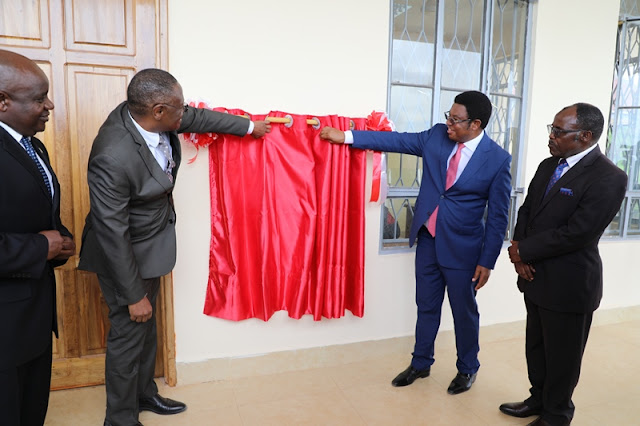 WAZIRI MKUU AZINDUA MAHAKAMA RUANGWA