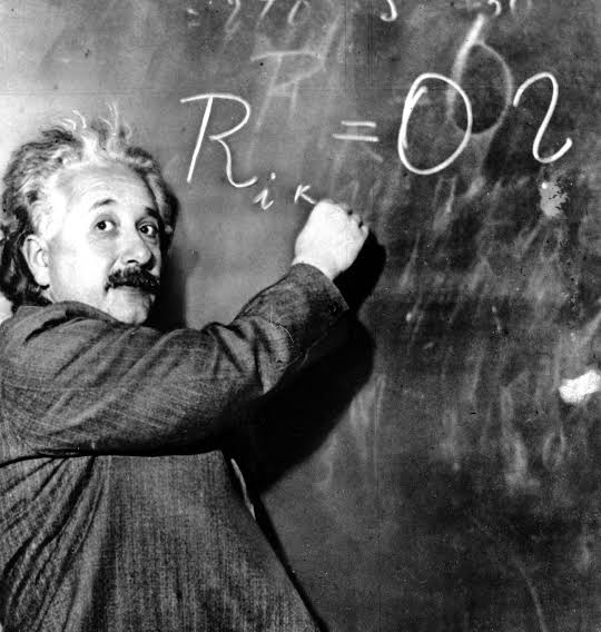 Albert Einstein aliwahi kuulizwa akili ni nini? Jibu Lake Hili Hapa Hakika Litakushangaza
