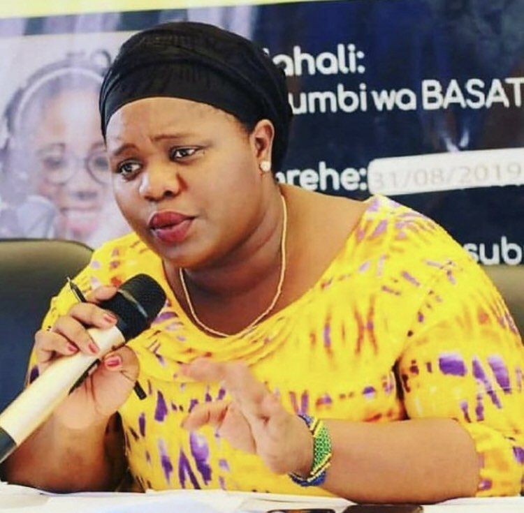 DC Grace Kingalame ataka watoto wenye sifa kuanza shule mara moja Nyang'wale,awaonya wazazi wanaowatumikisha na kuwazuia