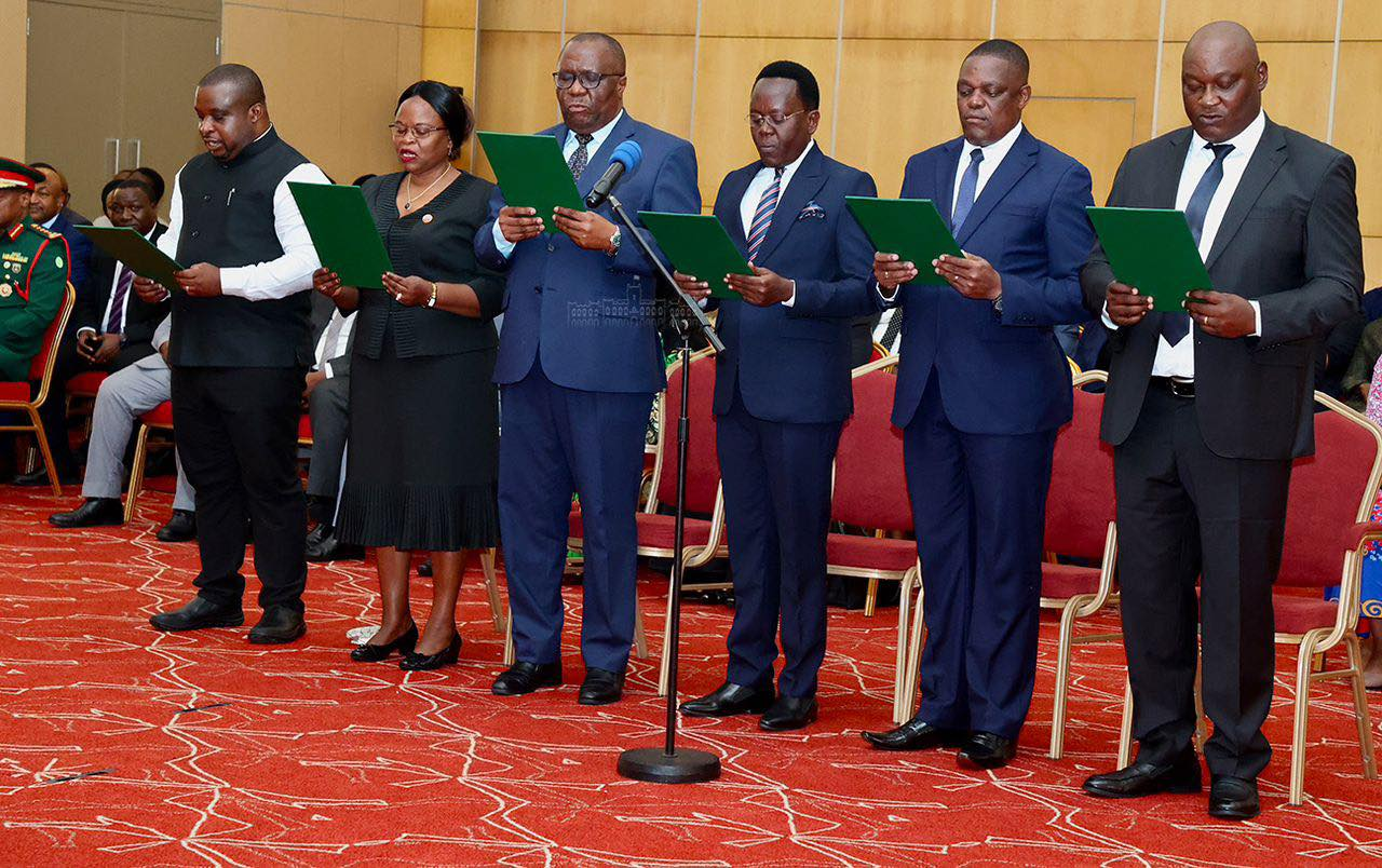 Chongolo,Macha,Mndeme na Wengine Waapishwa na Rais Samia leo Dar es Salaam