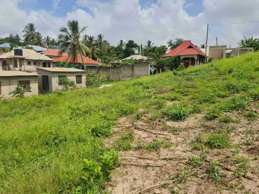 Kiwanja hiki chenye Ukubwa wa 600 SQM, kinauzwa GOBA Dar es Salaam