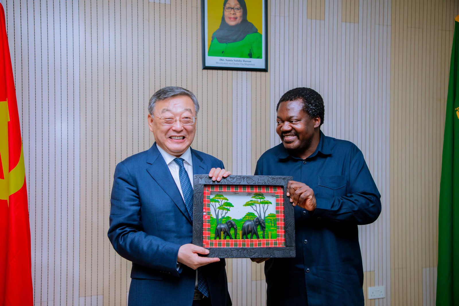 Katibu Mkuu wa CCM Balozi Nchimbi afanya Mazungumzo na Mjumbe wa Kamati kuu ya chama cha CPC cha China