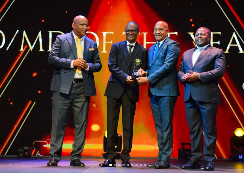 Eng.VICTOR SEFF wa TARURA ashinda Tuzo ya Mtendaji Mkuu Bora wa Mwaka 2023/2024 Jijini Dar es Salaam